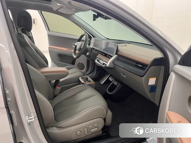 Hyundai Ionic 5 2021 Серебристо-серый из Кореи, фото 5