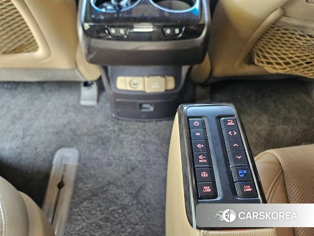Kia The New Carnival 2019 Черный из Кореи, фото 5