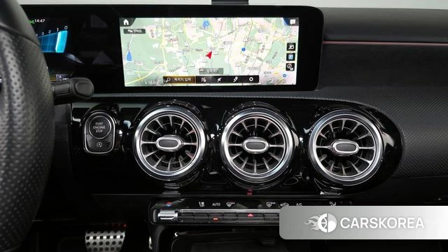 Mercedes-Benz A-Class W177 2021 Белый из Кореи, фото 5