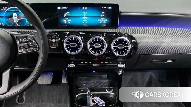 Mercedes-Benz A-Class W177 2020 Белый из Кореи, фото 5