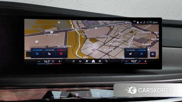 BMW 7 Series (G70) 2023 Светло-серебряный цвет из Кореи, фото 5