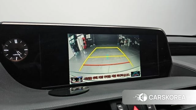 Lexus ES300h 7th generation 2018 Серебристо-серый из Кореи, фото 5