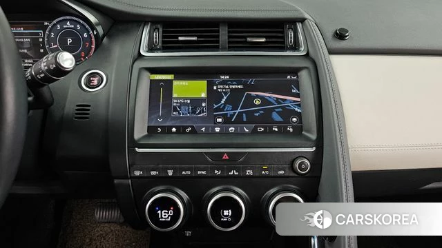 Jaguar E-PACE 2020 Черный из Кореи, фото 5