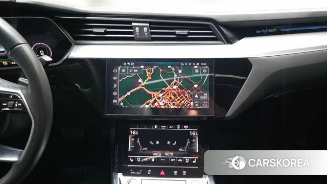 Audi e-Tron 2022 Серый из Кореи, фото 5