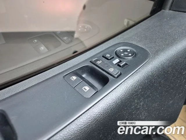 Hyundai Staria 2021 Белый из Кореи, фото 5