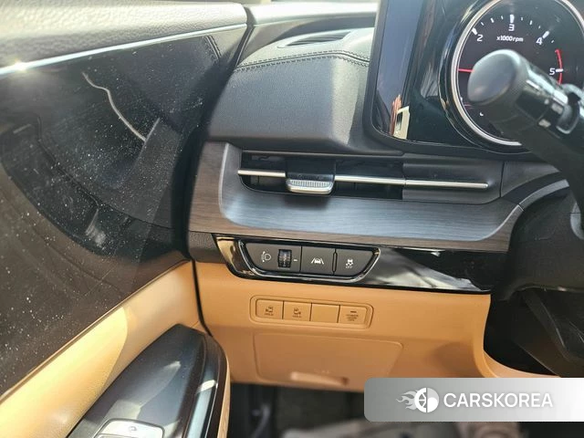 Kia Carnival 4th generation 2022 Белый из Кореи, фото 5