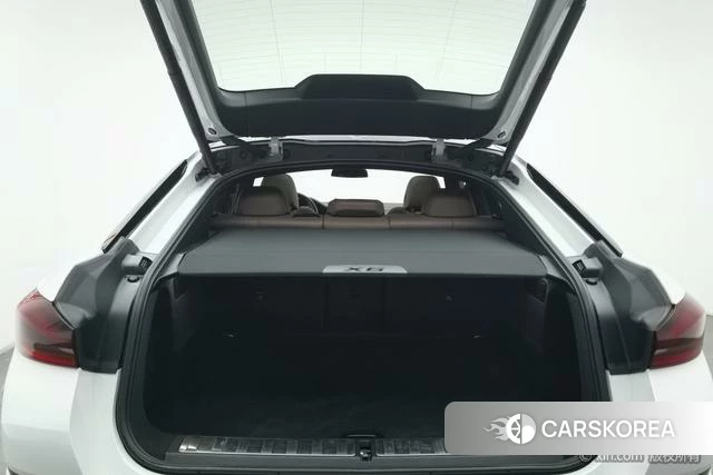 BMW X6 2022 Белый из Китая, фото 5