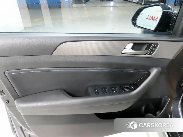 Hyundai Sonata New Rise 2019 Серебристо-серый из Кореи, фото 5