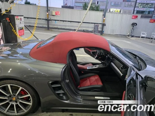 Porsche 718 Boxster 2020 Серебристо-серый из Кореи, фото 5
