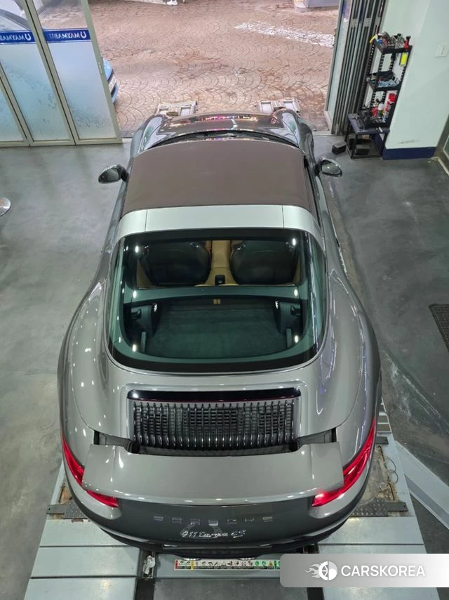 Porsche 911(992) 2018 Серебристо-серый из Кореи, фото 5