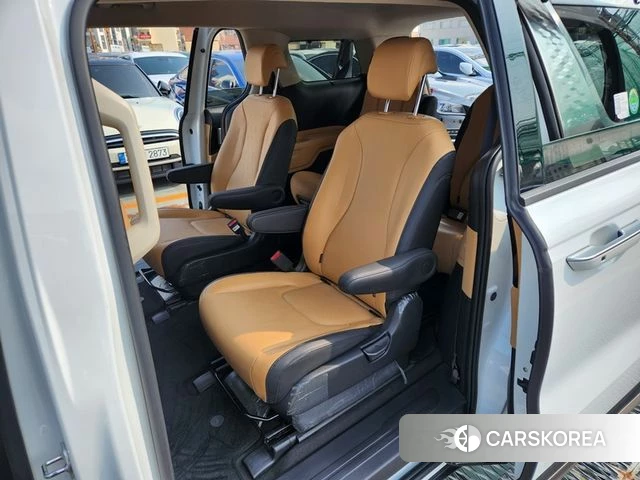Kia Carnival 4th generation 2023 Белый из Кореи, фото 5