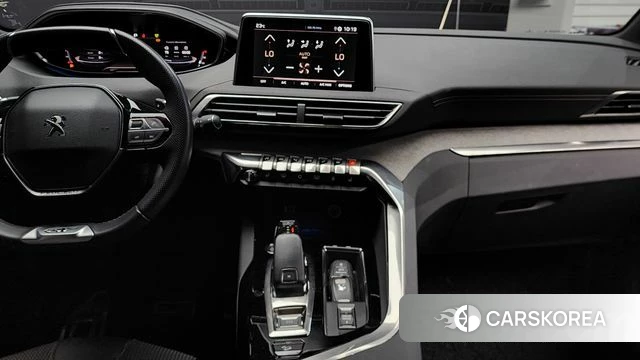 Peugeot 5008 second generation 2022 Серый из Кореи, фото 5