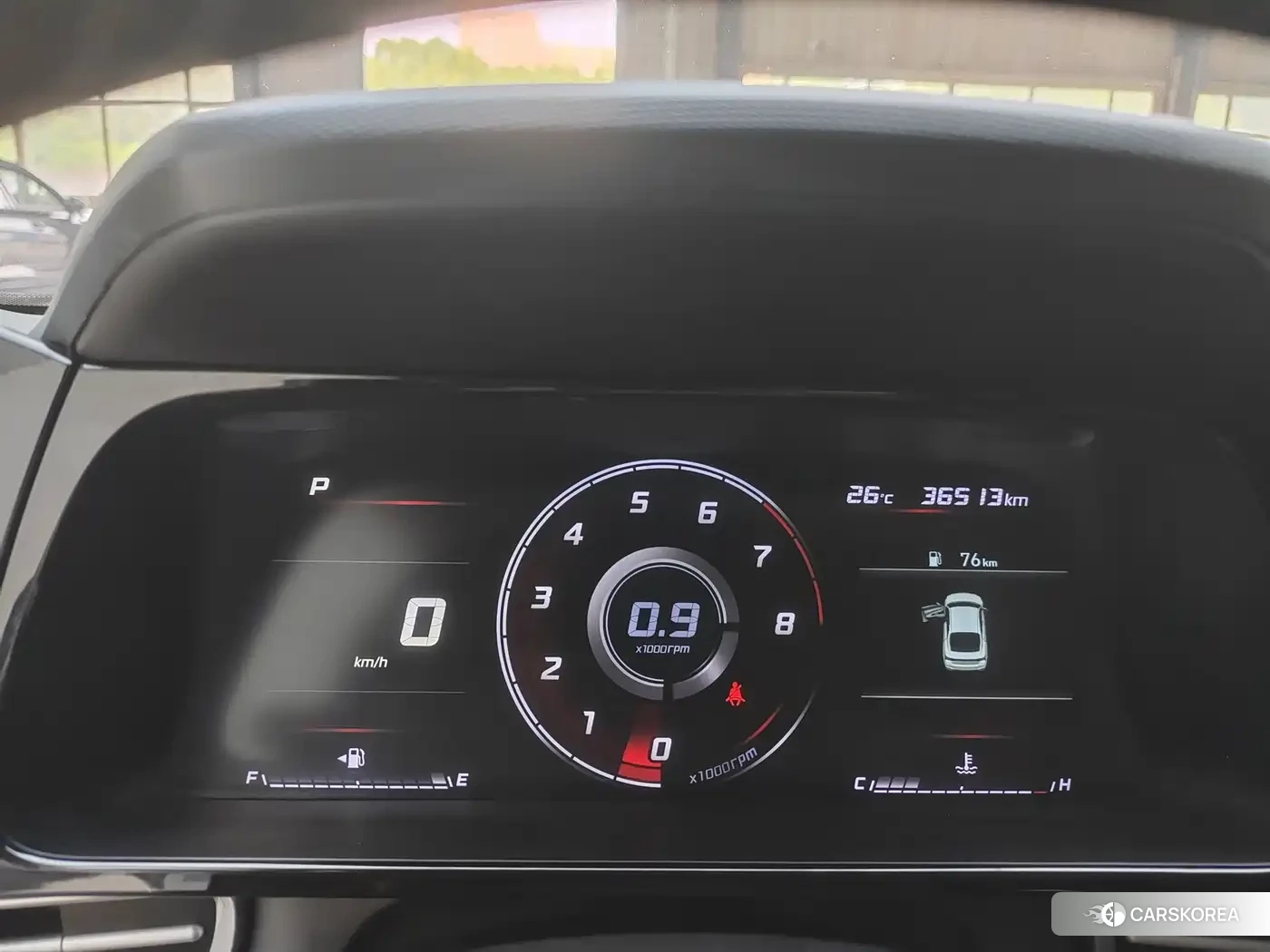 Hyundai Elantra 2023 Белый из Китая, фото 5