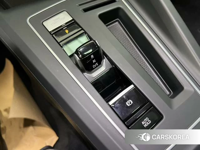Volkswagen Golf 2022 Белый из Китая, фото 5