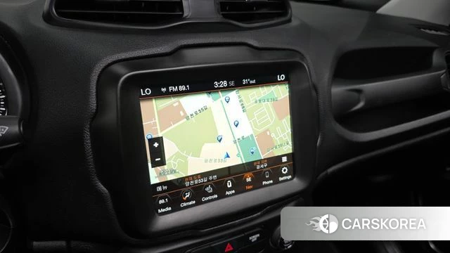 Jeep Renegade 2022 Жемчужный цвет из Кореи, фото 5