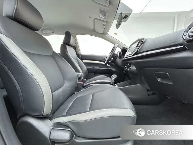 Kia Yi Ran 2021 Белый из Китая, фото 5
