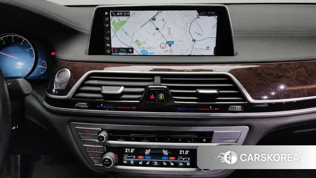 BMW 7 Series (G11) 2018 Черный из Кореи, фото 5