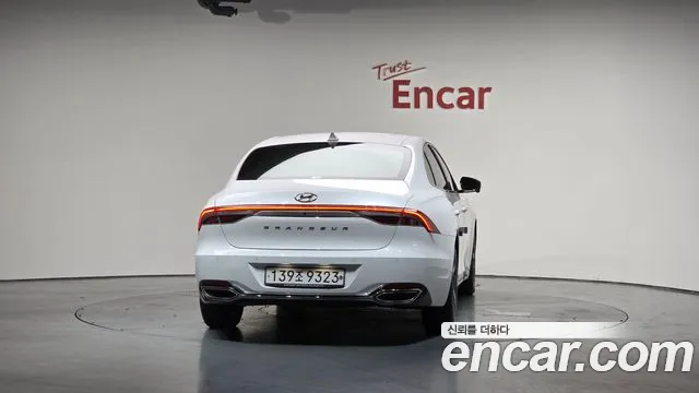 Hyundai The New Grandeur IG Hybrid 2019 Белый из Кореи, фото 5
