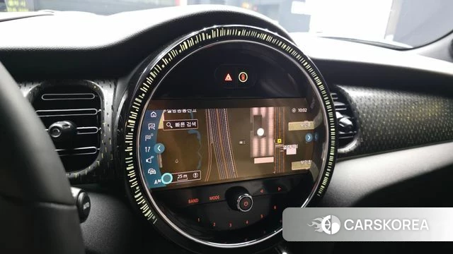 Mini Cooper Electric 2023 Белый из Кореи, фото 5