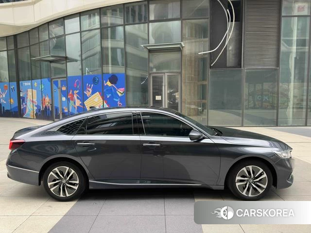 Honda Accord 2022 Серебристо-серый из Китая, фото 5