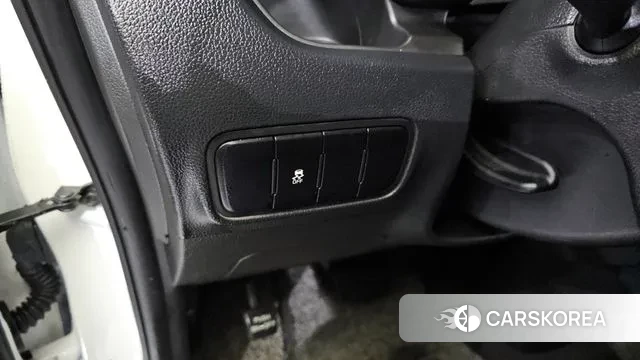 Kia The New Kia Ray 2023 Белый из Кореи, фото 5