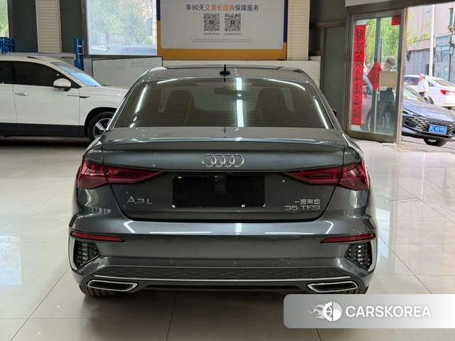 Audi A3 2023 Темно-серый из Китая, фото 5