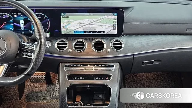 Mercedes-Benz E-Class W213 2020 Белый из Кореи, фото 5