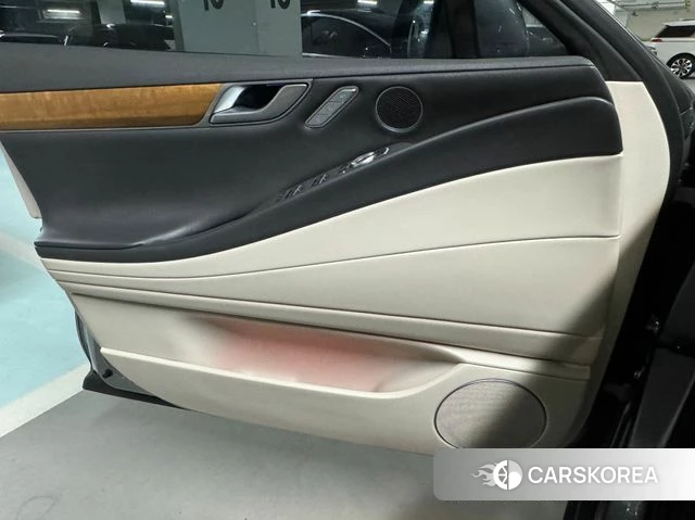 Genesis G80 (RG3) 2021 Серебристо-серый из Кореи, фото 5