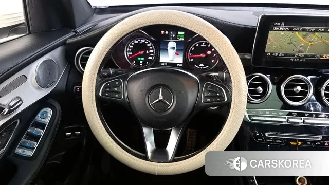 Mercedes-Benz GLC-Class X253 2018 Белый из Кореи, фото 5