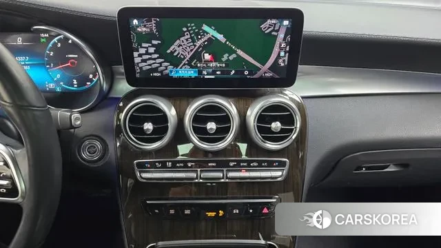 Mercedes-Benz GLC-Class X253 2020 Белый из Кореи, фото 5