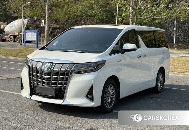 Toyota Elfa 2022 Белый из Китая, фото 5