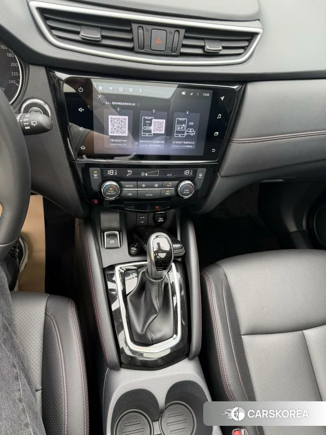 Nissan Qashqai 2023 Белый из Китая, фото 5