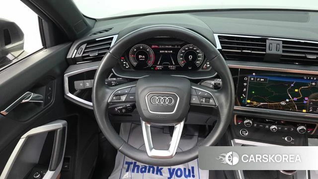 Audi Q3 (F3) 2023 Серый из Кореи, фото 5