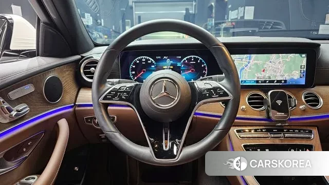 Mercedes-Benz E-Class W213 2022 Белый из Кореи, фото 5