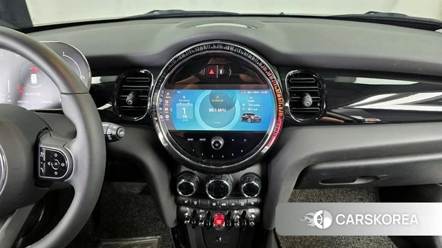 Mini Cooper 2022 Жемчужный цвет из Кореи, фото 5