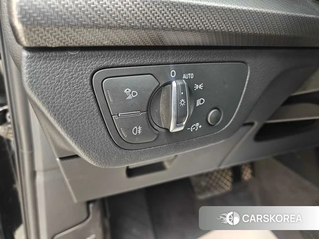Audi Q5L 2022 Черный из Китая, фото 5