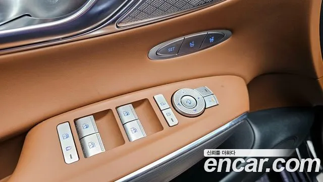 Genesis GV70 2023 Черный из Кореи, фото 5