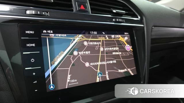 Volkswagen Tiguan Allspace 2023 Белый из Кореи, фото 5