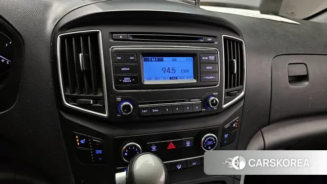 Hyundai The New Grand Starex 2018 Желтый из Кореи, фото 5