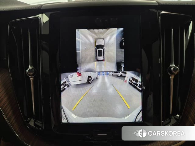 Volvo XC60 second Generation 2025 Белый из Кореи, фото 5