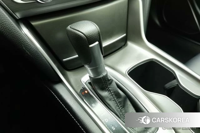 Honda Accord 2021 Белый из Китая, фото 5