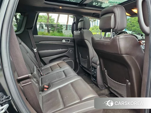 Jeep Grand Cherokee 2018 Черный из Кореи, фото 5