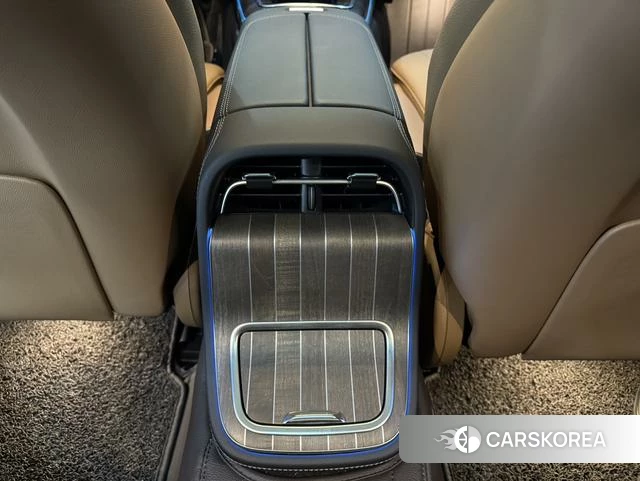 Mercedes-Benz E-class 2024 Черный из Китая, фото 5
