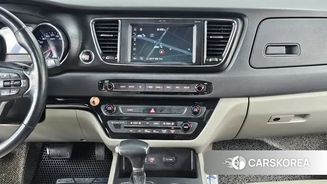 Kia The New Carnival 2018 Белый из Кореи, фото 5