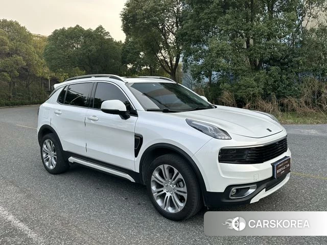 Lynk 01 2020 Белый из Китая, фото 5