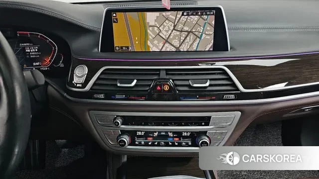 BMW 7 Series (G11) 2020 Белый из Кореи, фото 5