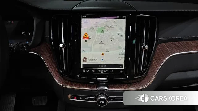 Volvo XC60 second Generation 2024 Белый из Кореи, фото 5