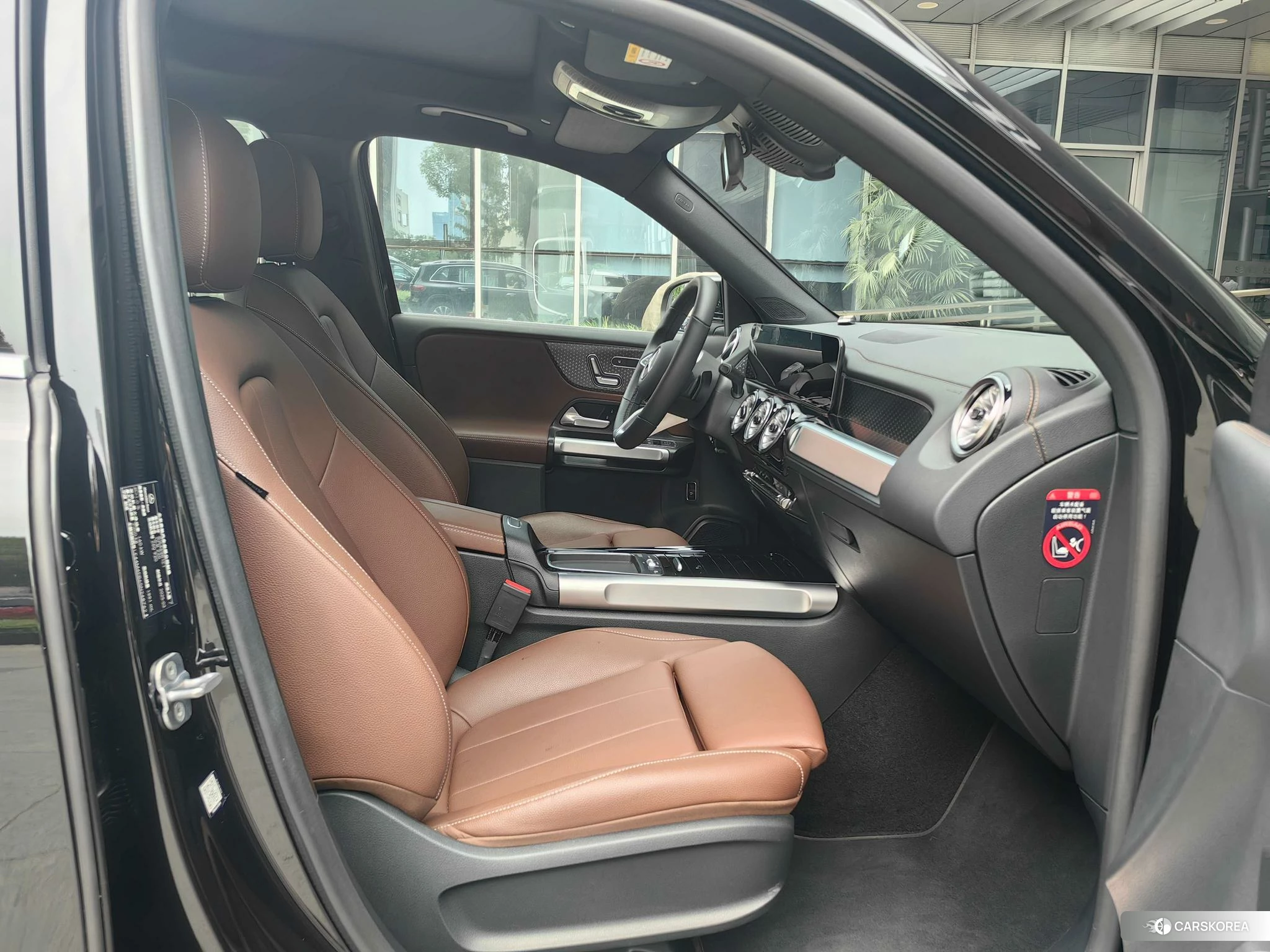 Mercedes-Benz GLB 2025 Черный из Китая, фото 5