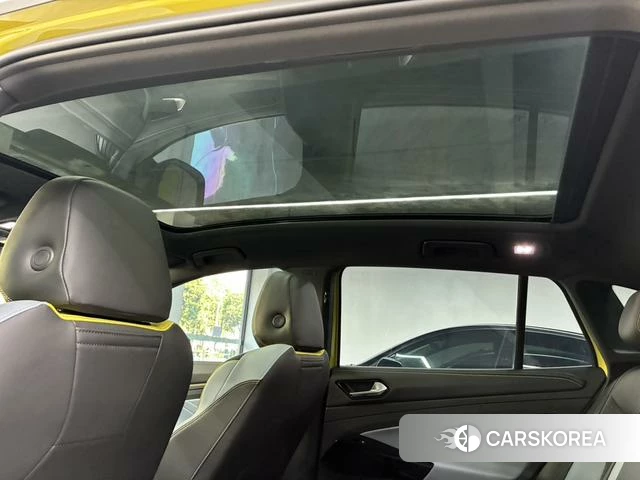 Volkswagen ID.4 X 2021 Желтый из Китая, фото 5