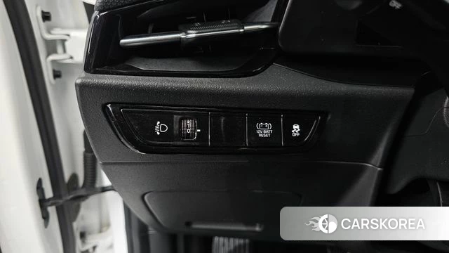 Kia Di Ol Nu Niro 2022 Белый из Кореи, фото 5